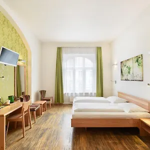 Hotel Mocca, Viena