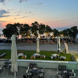 ammos.hotelschalkidiki.net/