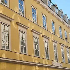Easy By Stadtpark - Newly Renovated Otel