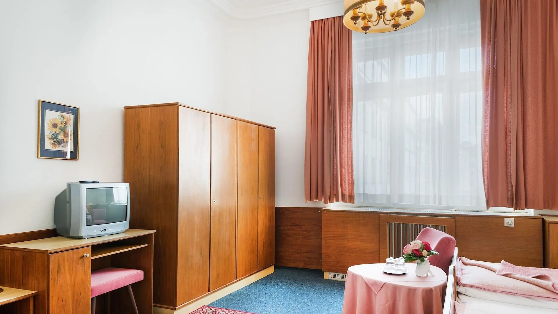 Pension Neuer Markt Vienna Guest house